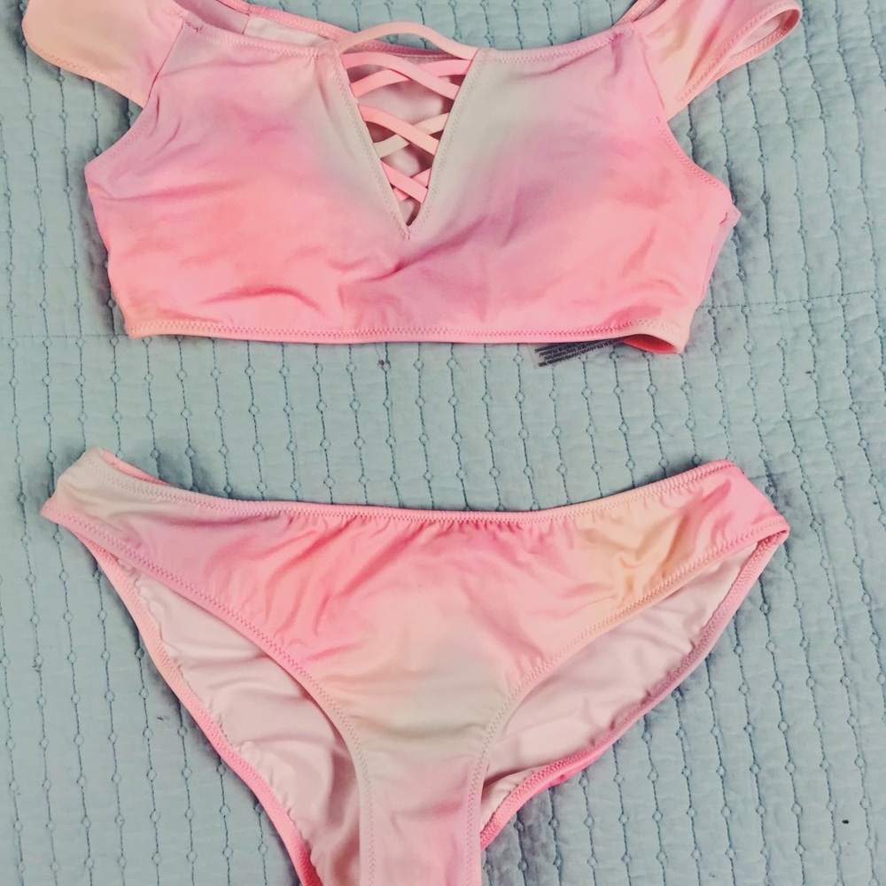 Victoria’s Secret Bikini Set